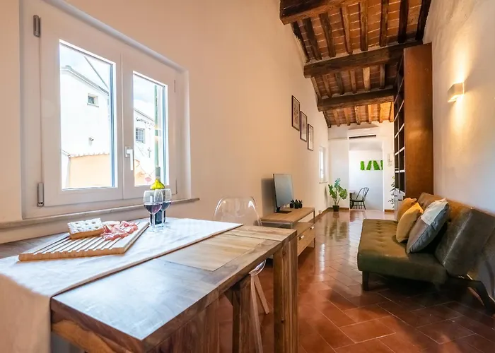Lh - The Rose - Tower View Appartement Pise